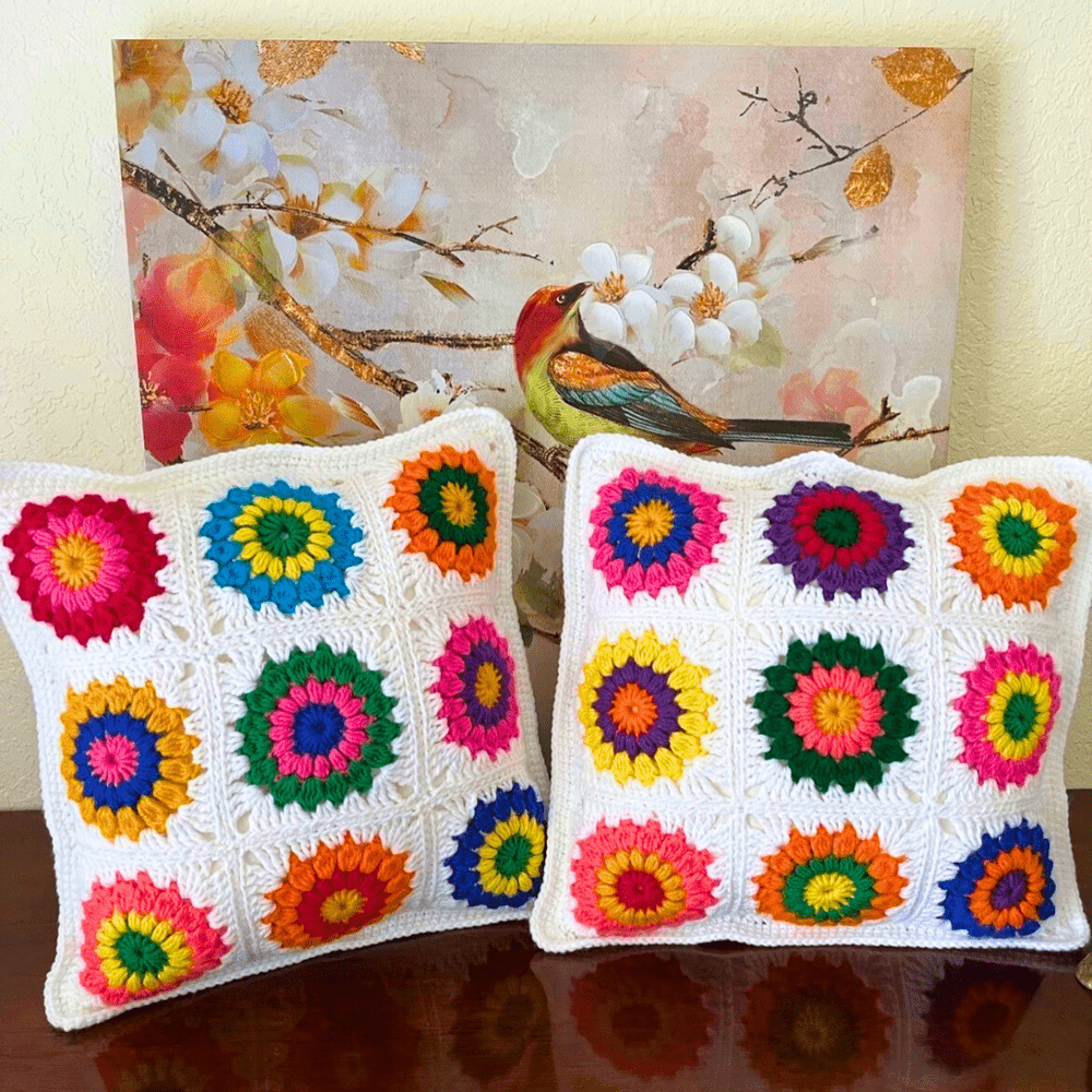 Floral Bloom Zippered Pillow nazimaknits