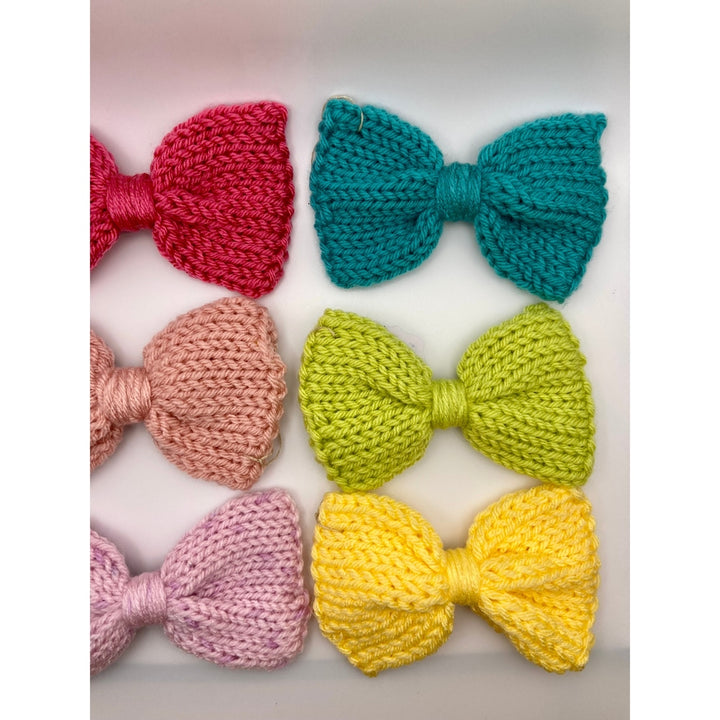 Hand-Crocheted Bows π nazimaknits