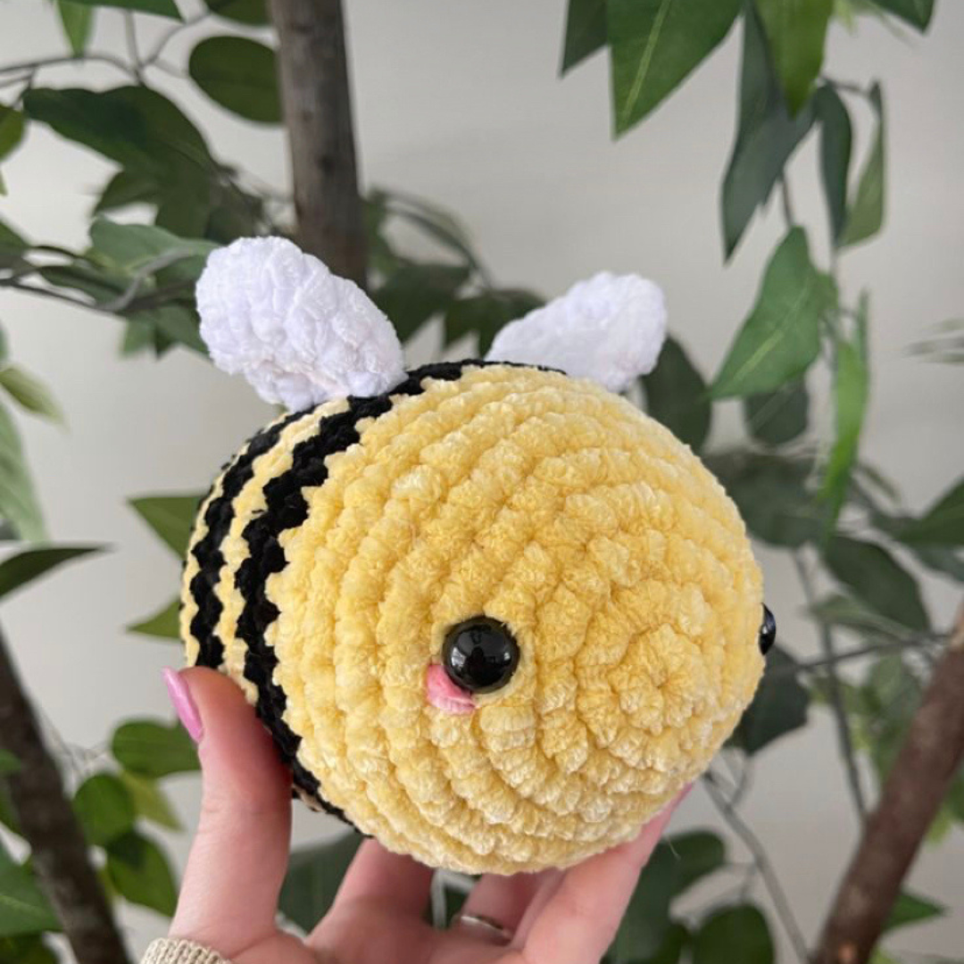 Buzzy Bee Crochet Plush 🐝