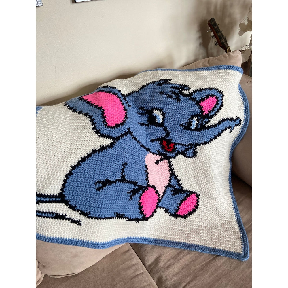 Vintage Handmade Disney Dumbo Crochet Baby Blanket | NazimaKnits nazimaknits