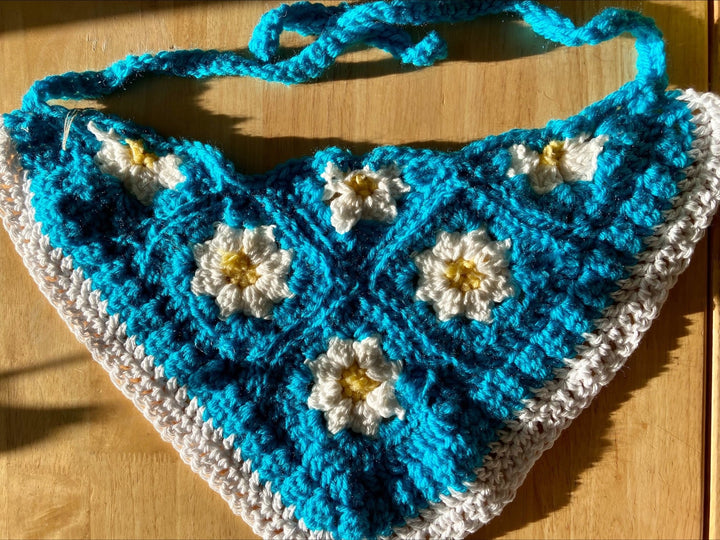Hand-Crochet Daisy Square Bandana 🌈